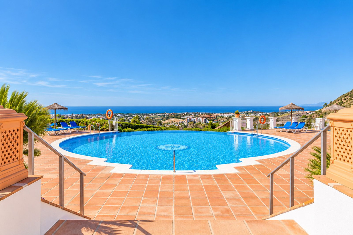 Penthouse te koop in Los Arqueros | 3 slaapkamers H5516980