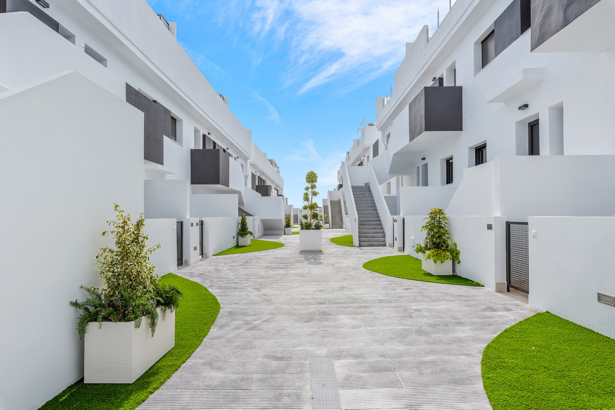 Appartement te koop in Los Balcones | 3 slaapkamers H5019853