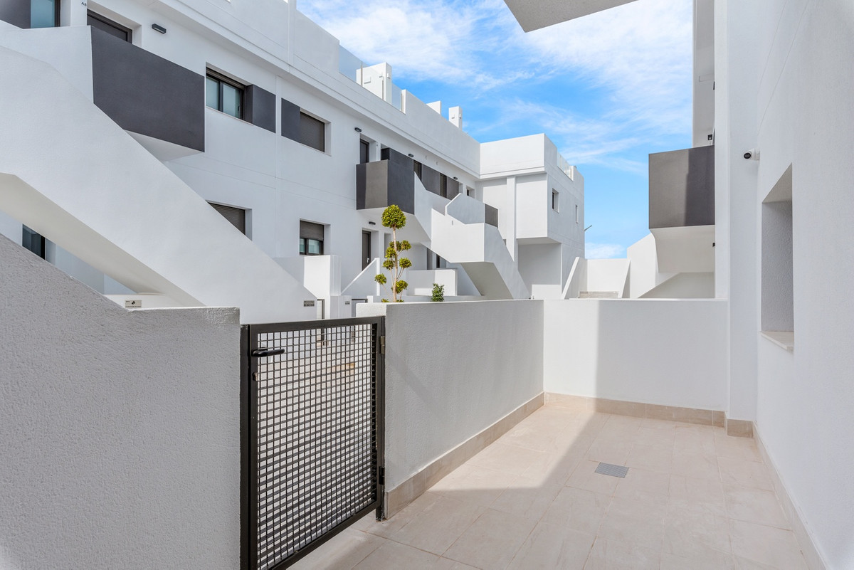 Appartement te koop in Los Balcones | 3 slaapkamers H5019853