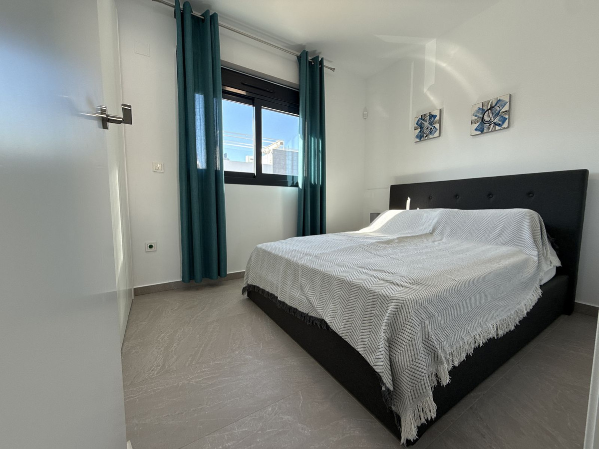 Appartement te koop in Los Balcones | 2 slaapkamers H5292286