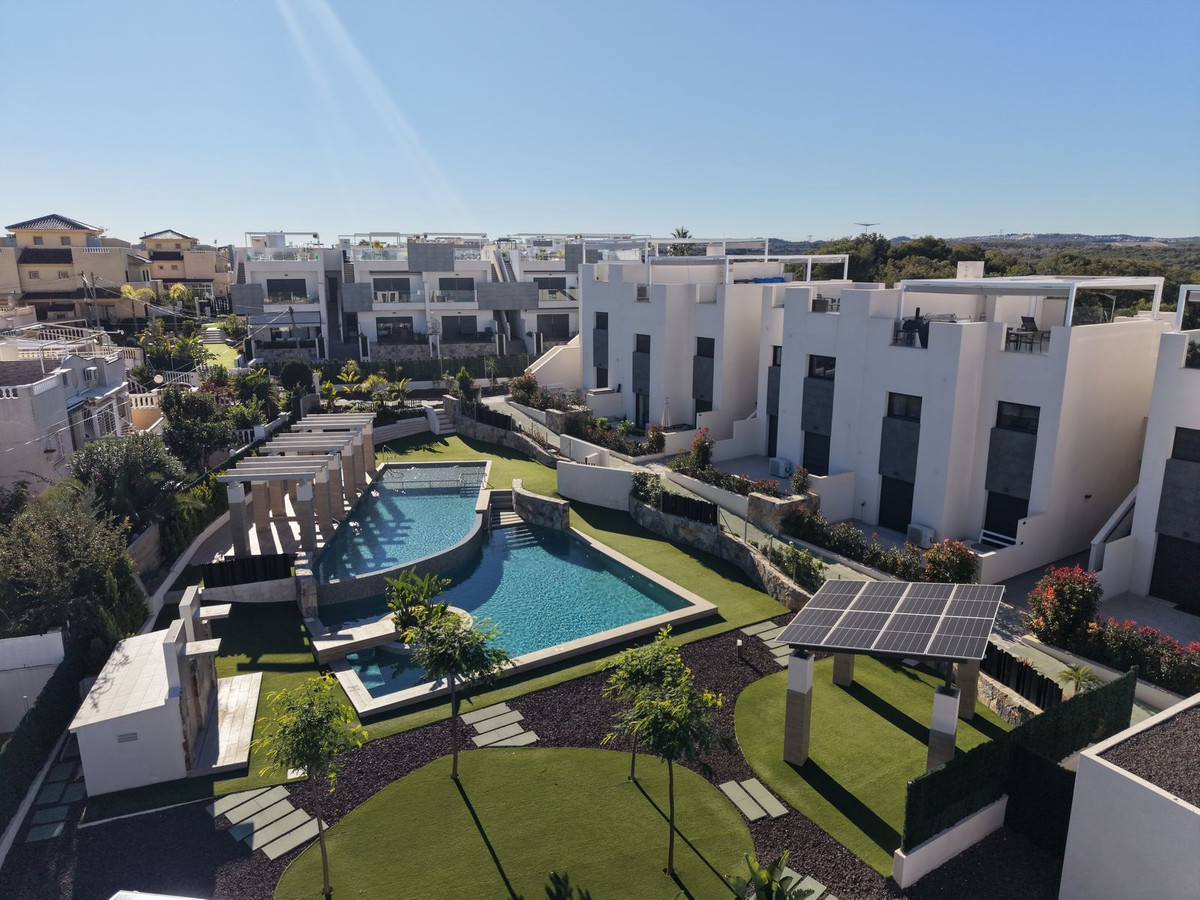 Appartement te koop in Los Balcones | 2 slaapkamers H5292286