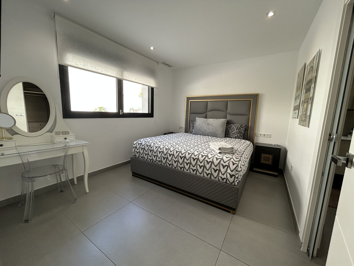 Huis te koop in Los Balcones | 5 slaapkamers H5298403