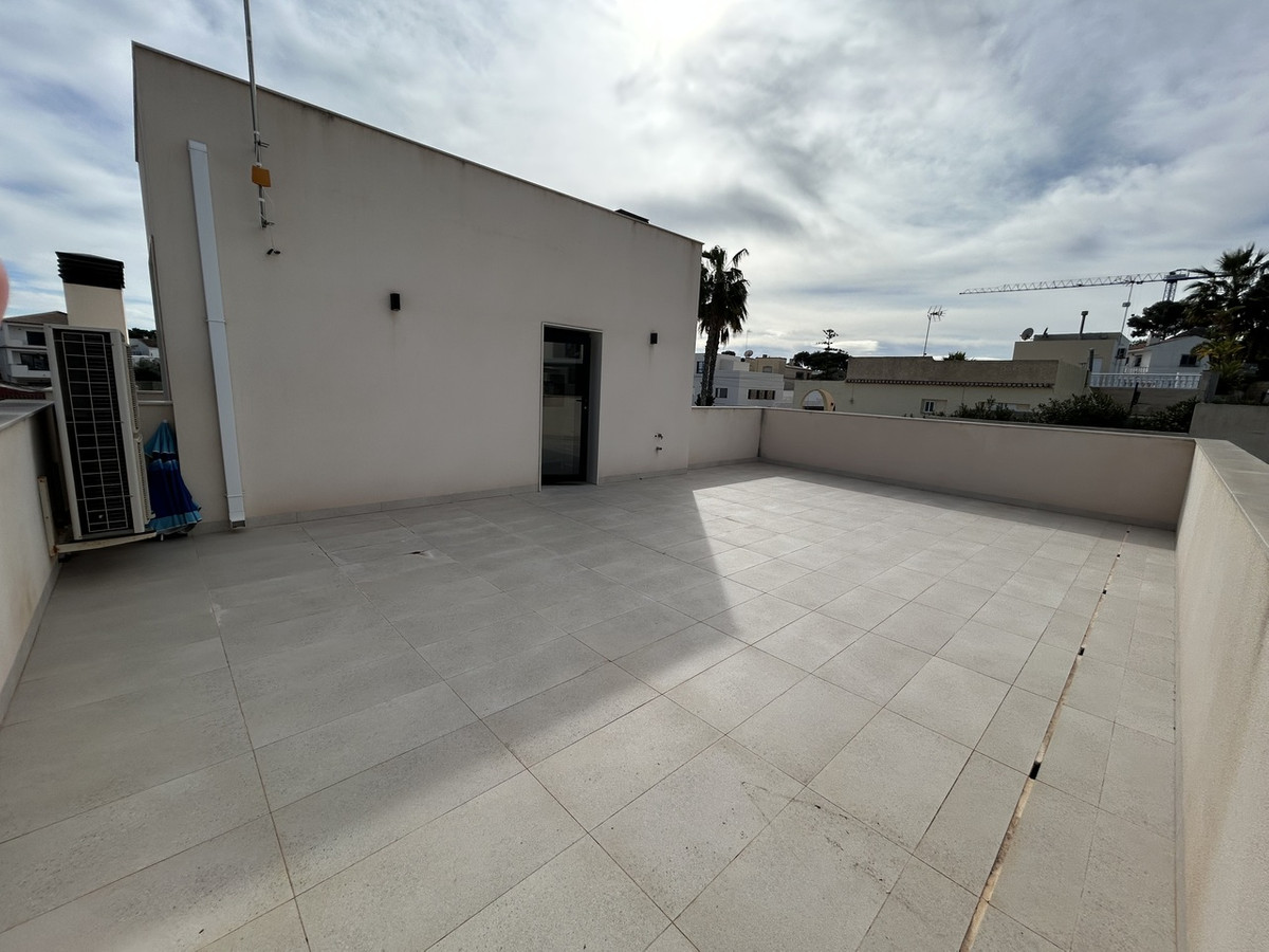 Huis te koop in Los Balcones | 5 slaapkamers H5298403