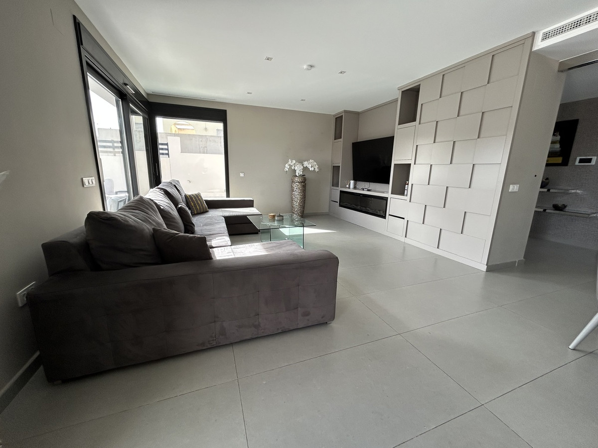 Huis te koop in Los Balcones | 5 slaapkamers H5298403