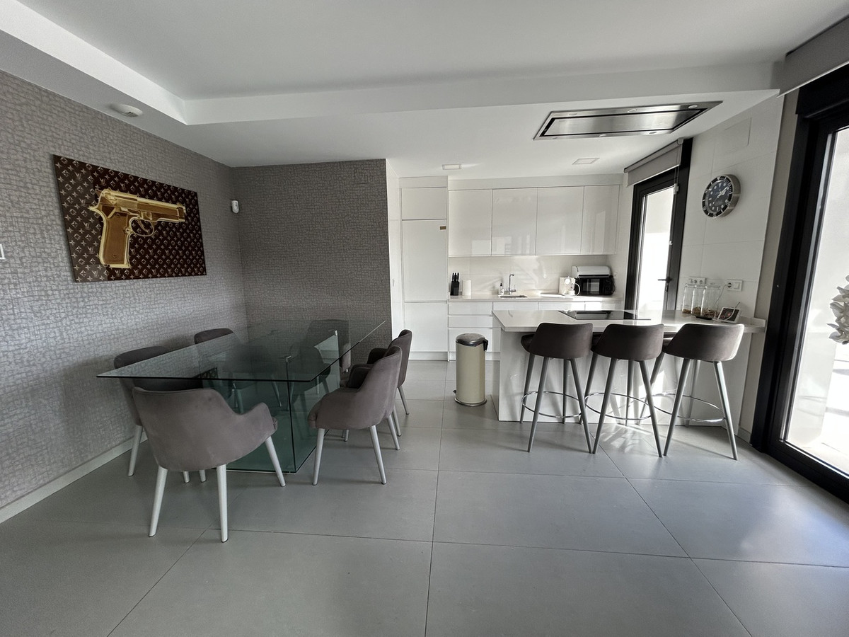 Huis te koop in Los Balcones | 5 slaapkamers H5298403