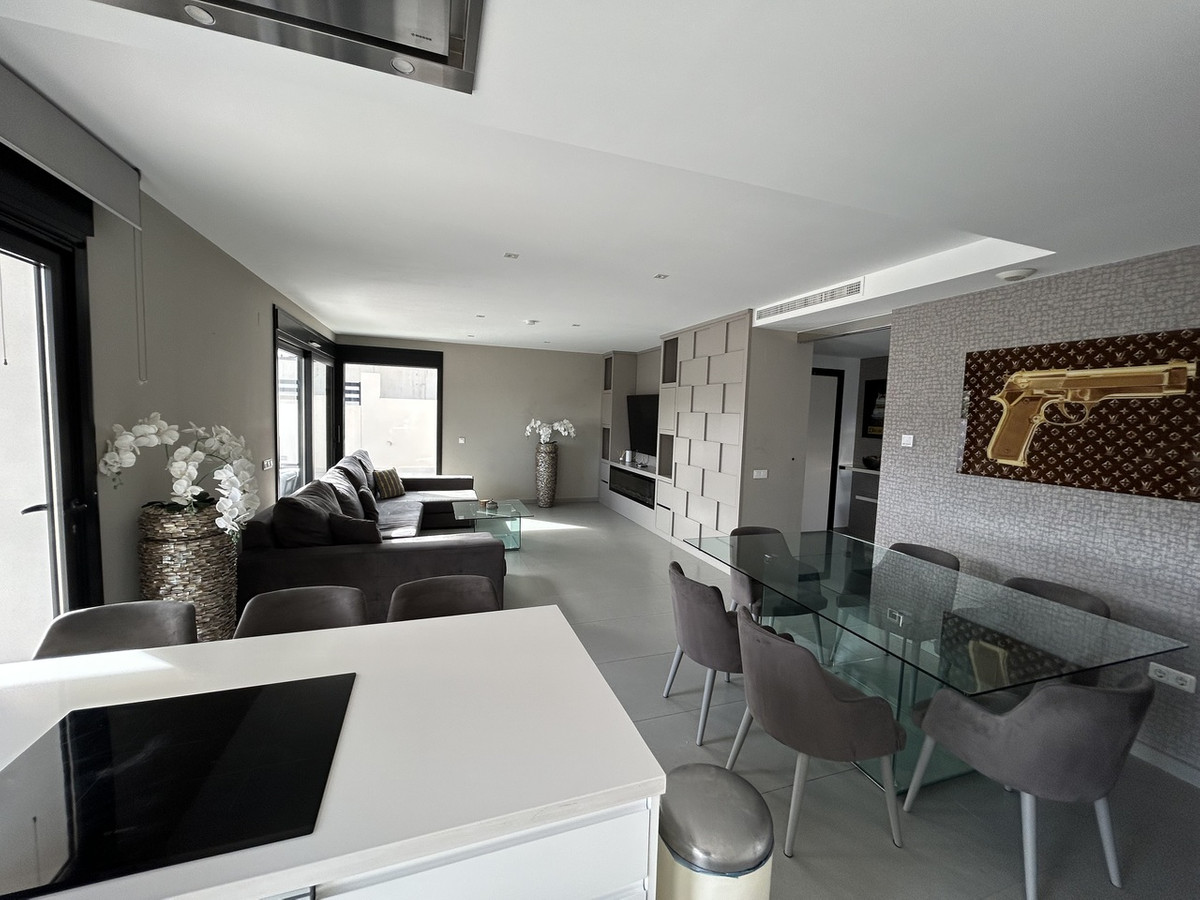 Huis te koop in Los Balcones | 5 slaapkamers H5298403