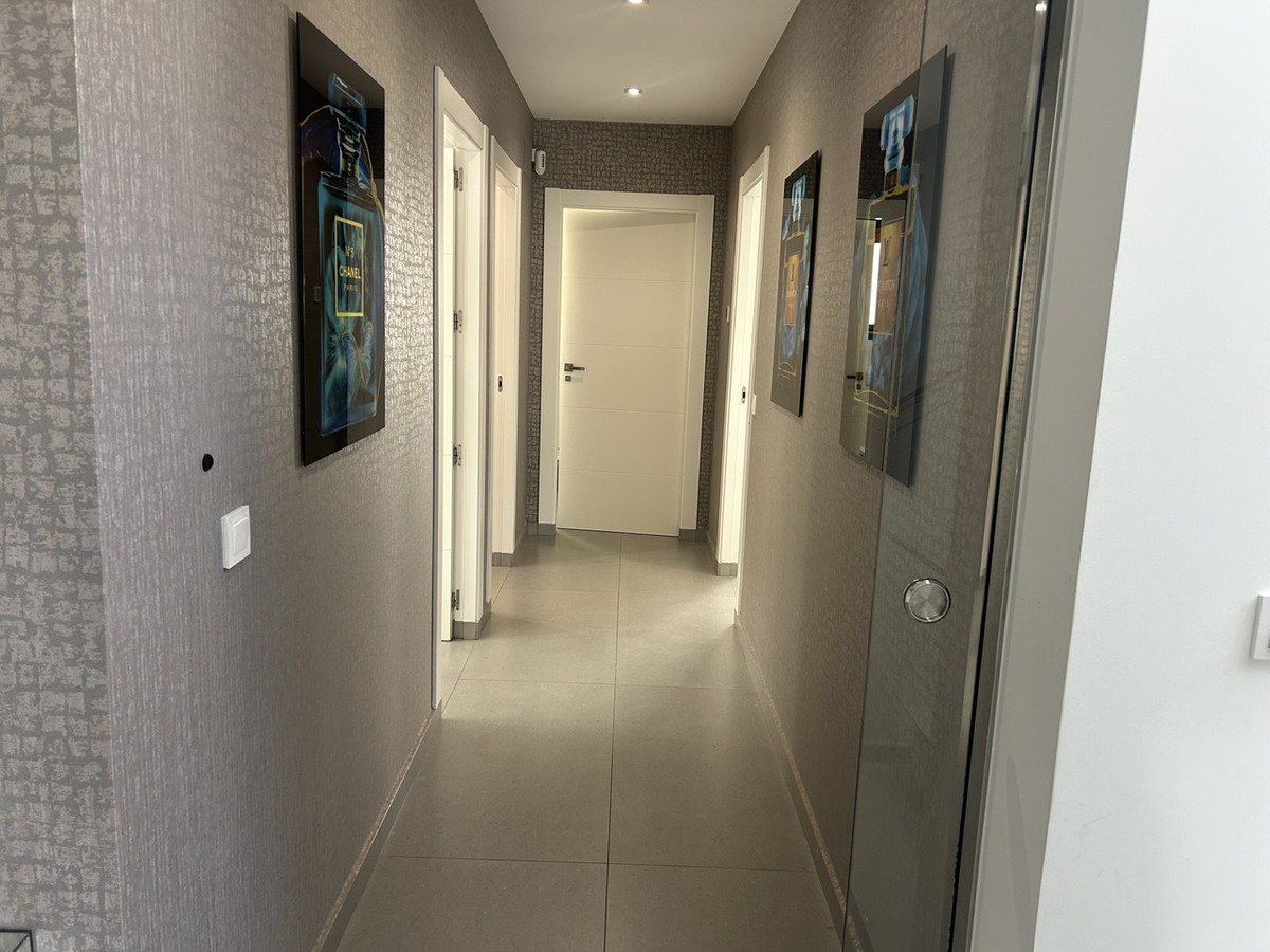 Huis te koop in Los Balcones | 5 slaapkamers H5298403