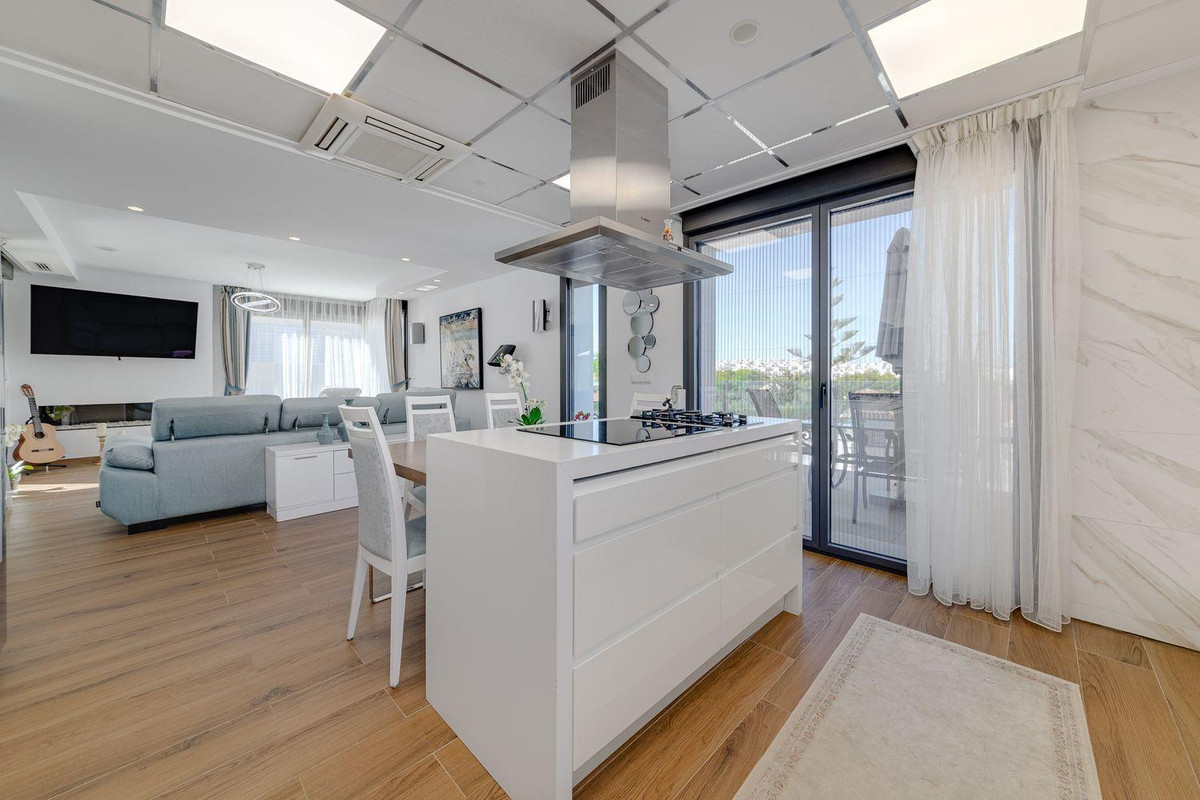 Huis te koop in Los Balcones | 3 slaapkamers H5300938