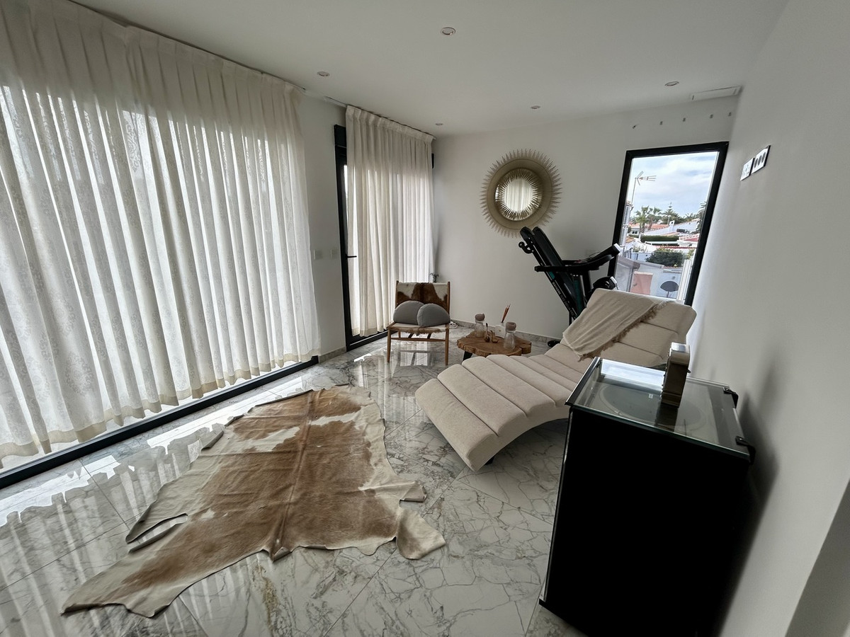 Property main view 32