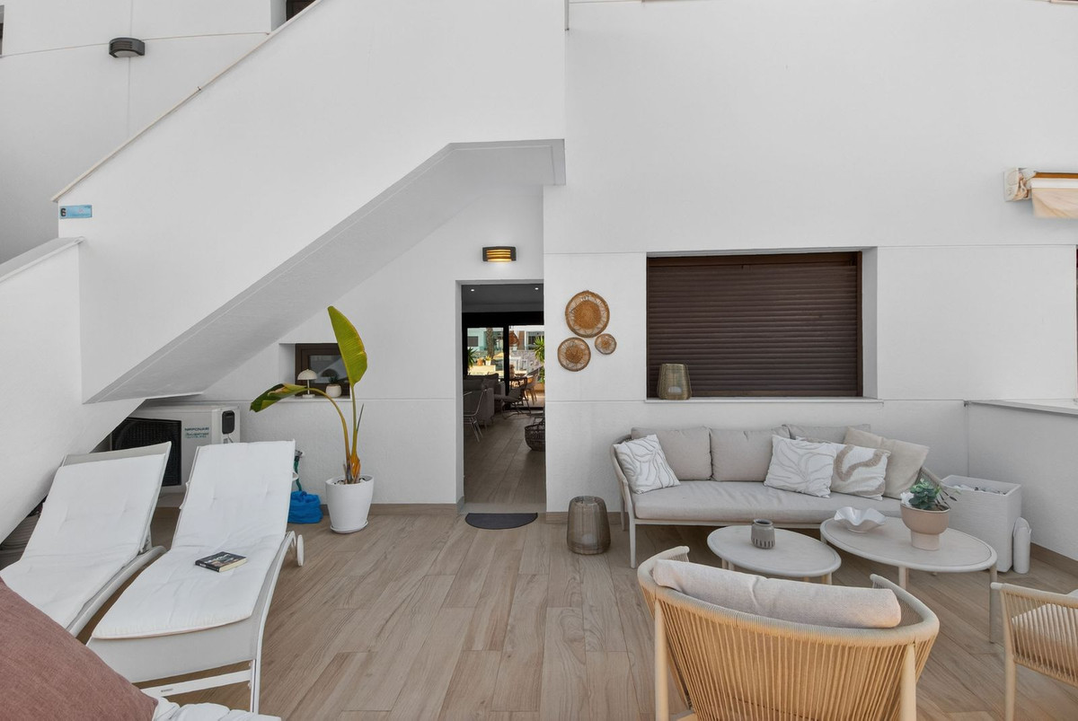 Appartement te koop in Los Balcones | 2 slaapkamers H5364925