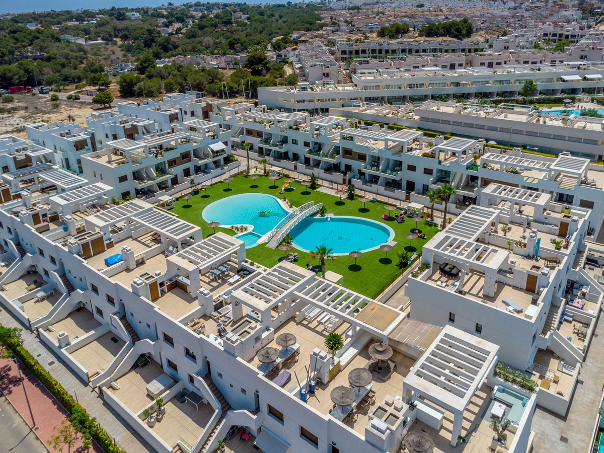 Appartement te koop in Los Balcones | 2 slaapkamers H5364925