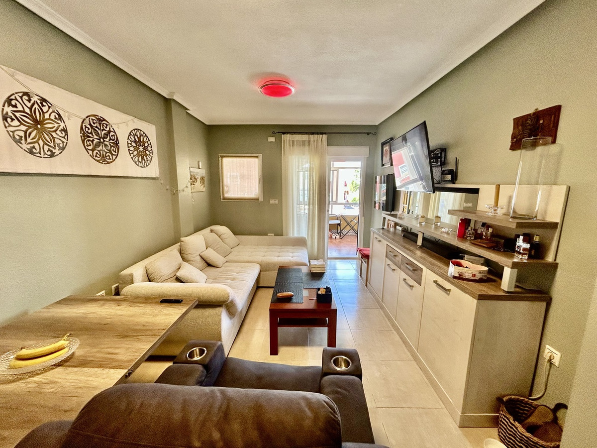 Appartement te koop in Los Balcones | 2 slaapkamers H5382253