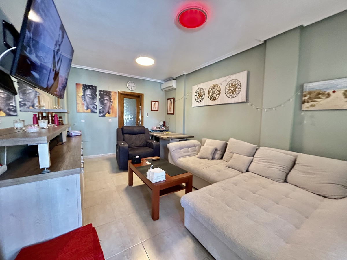 Appartement te koop in Los Balcones | 2 slaapkamers H5382253