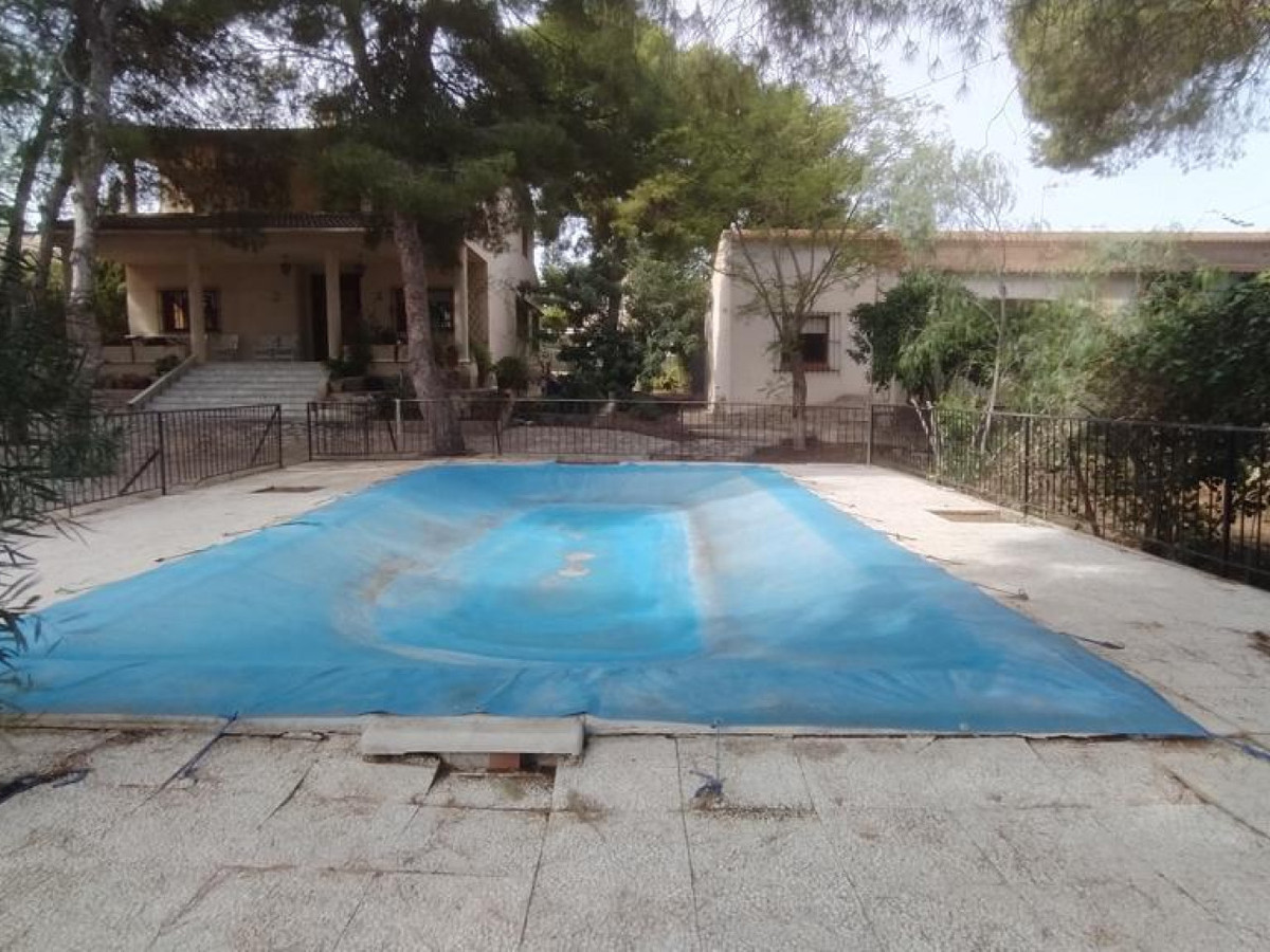 Property main view 40