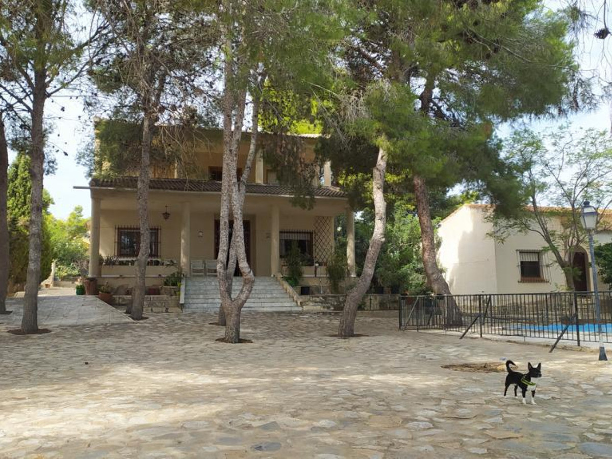 Property main view 46