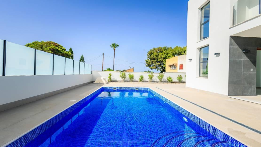Property main view 4
