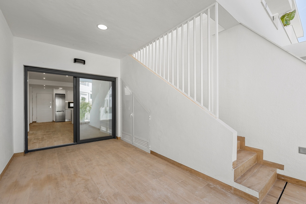 Appartement te koop in Los Balcones | 2 slaapkamers H5481031