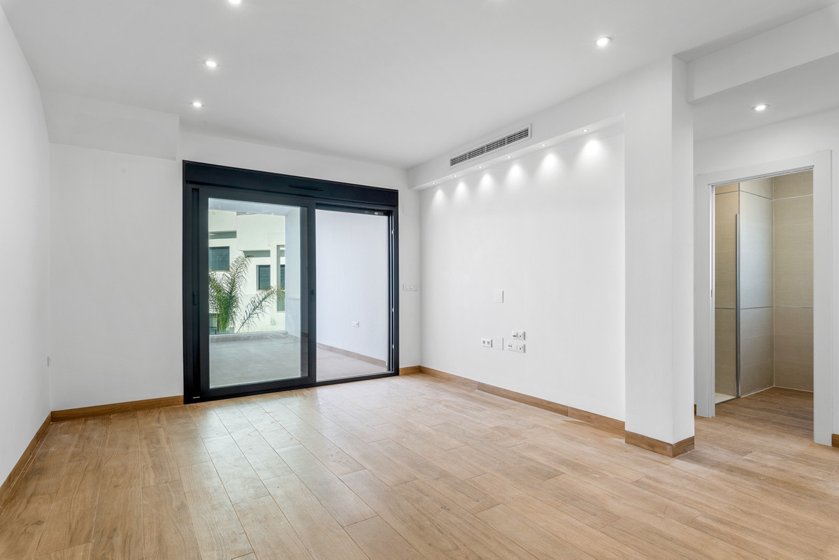 Appartement te koop in Los Balcones | 2 slaapkamers H5481031