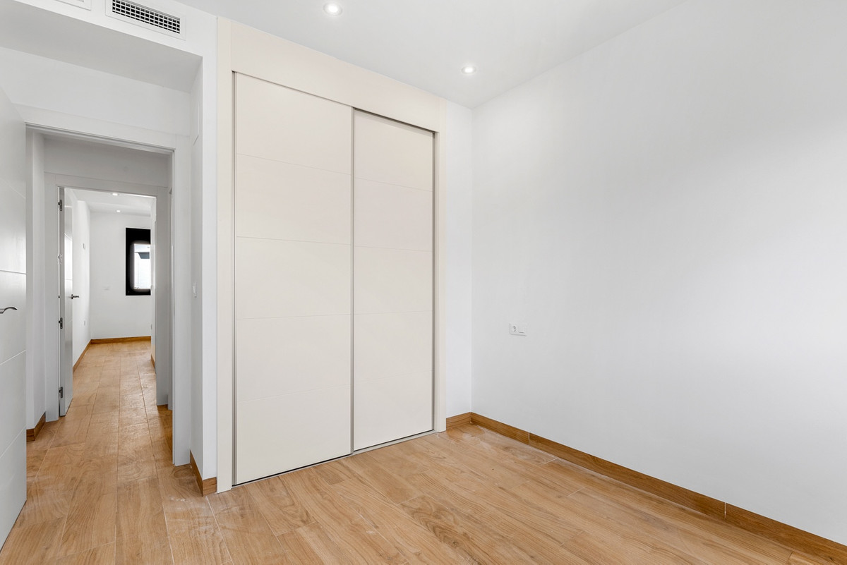 Appartement te koop in Los Balcones | 2 slaapkamers H5481031