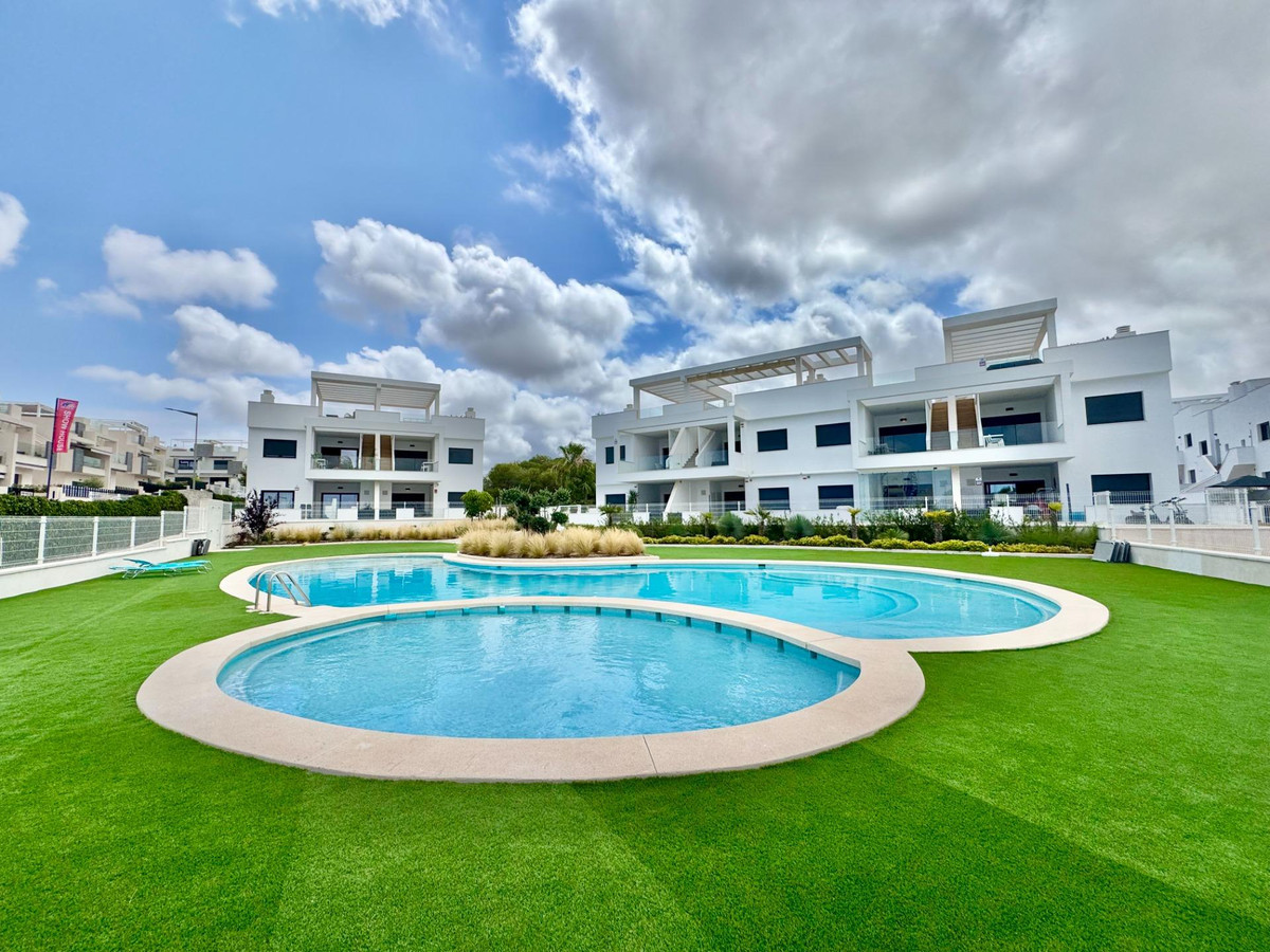 Penthouse te koop in Los Balcones | 2 slaapkamers H5498617