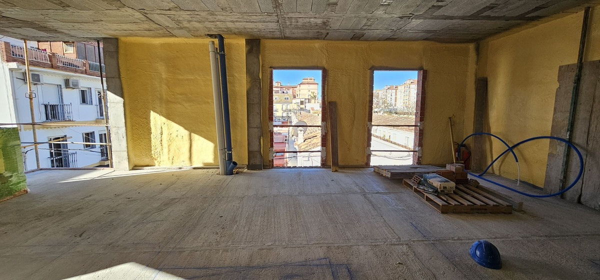 Tussenverdieping Appartement in Los Boliches-3