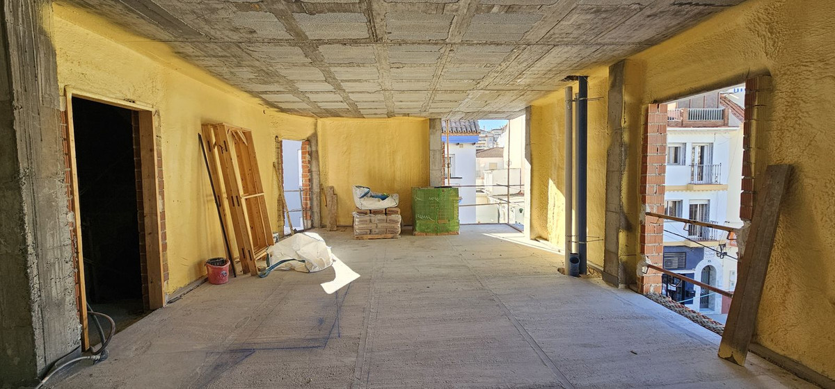 Tussenverdieping Appartement in Los Boliches-5