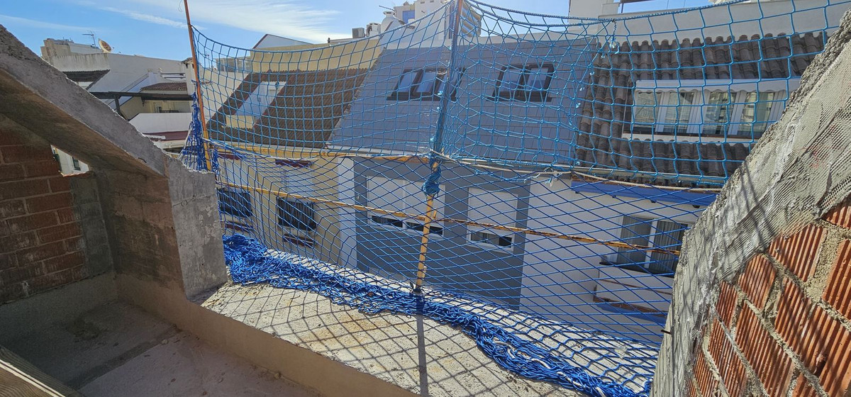 Penthouse in Los Boliches-4