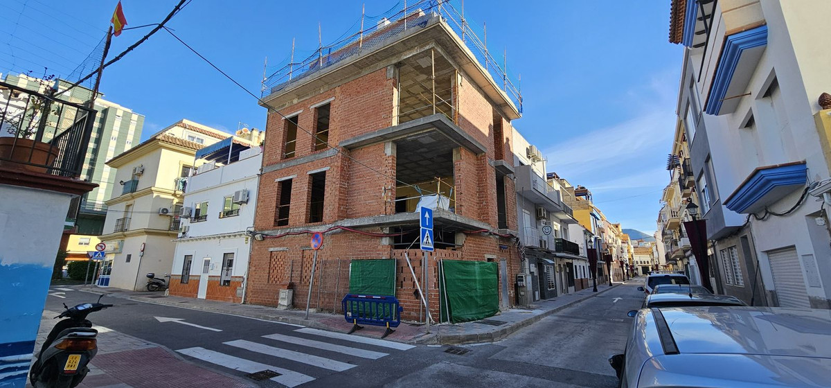 Penthouse in Los Boliches-6