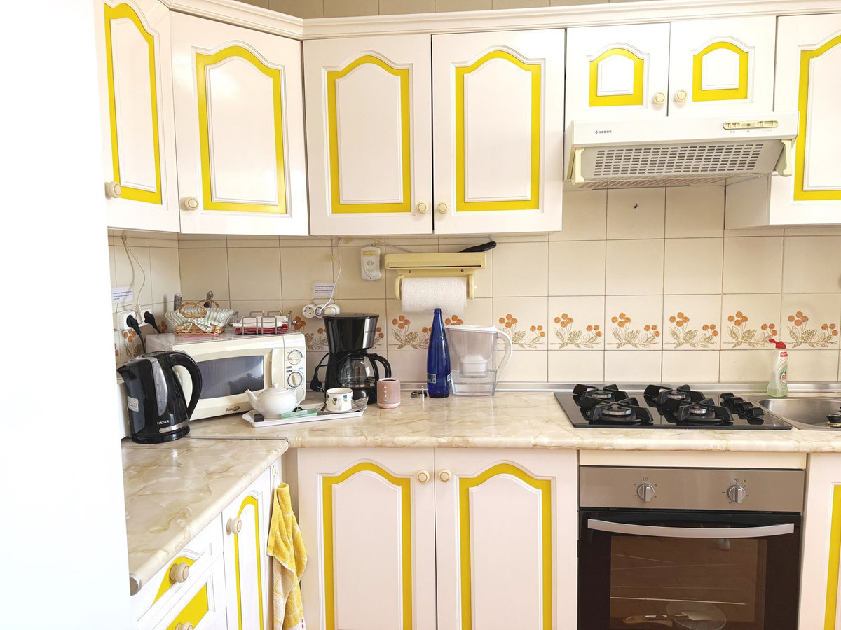 Appartement te koop in Los Boliches | 2 slaapkamers H5041918