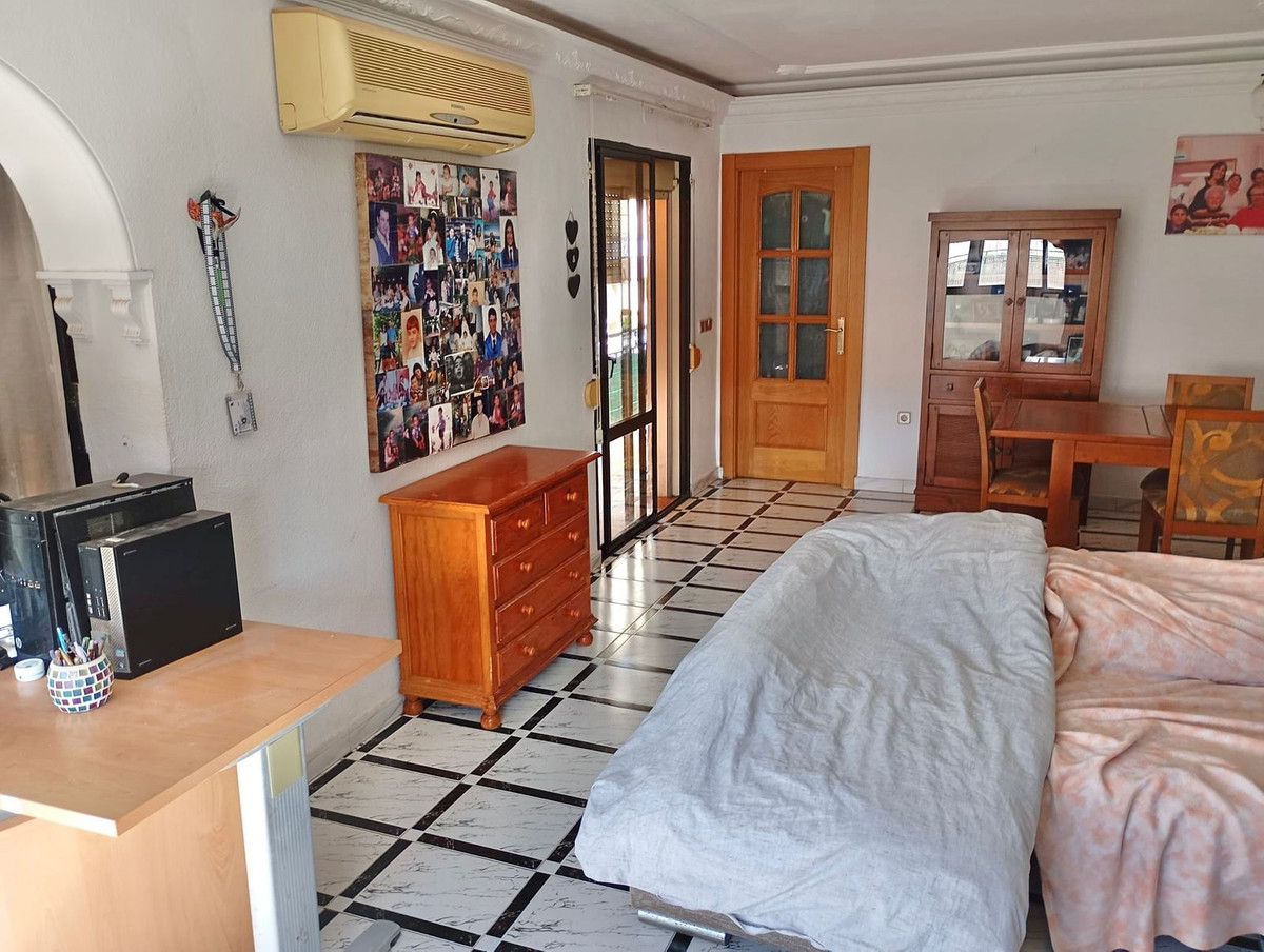 Appartement te koop in Los Boliches | 4 slaapkamers H5080783