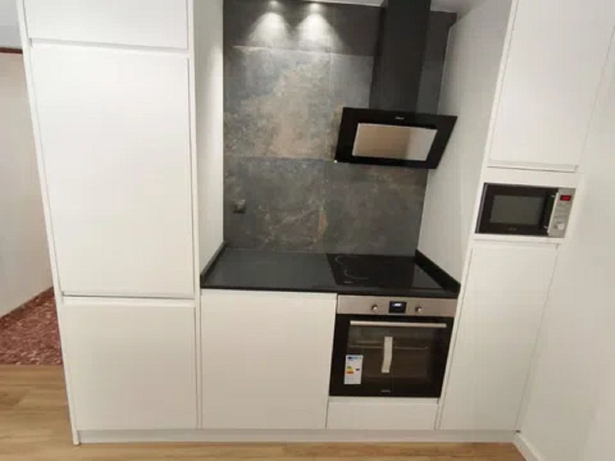 Appartement te koop in Los Boliches | 2 slaapkamers H5116414