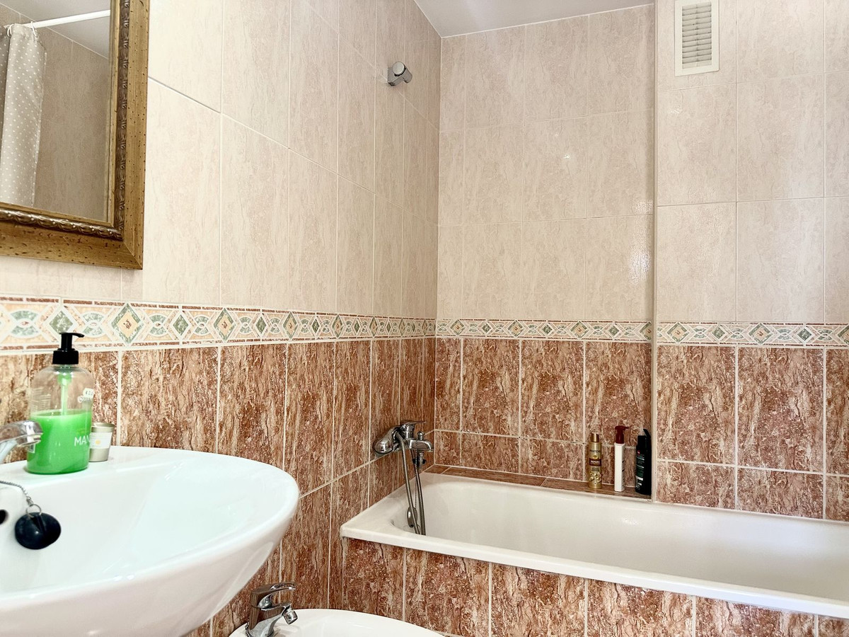 Appartement te koop in Los Boliches | 3 slaapkamers H5128984