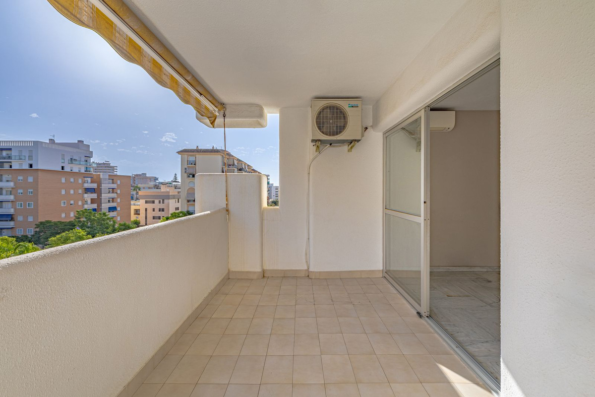 Appartement te koop in Los Boliches | 2 slaapkamers H5131618