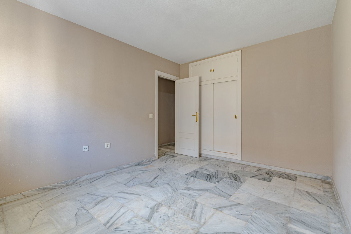 Appartement te koop in Los Boliches | 2 slaapkamers H5131618