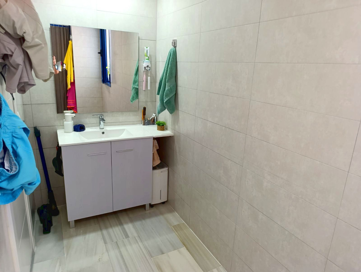 Appartement te koop in Los Boliches | 1 slaapkamers H5147944
