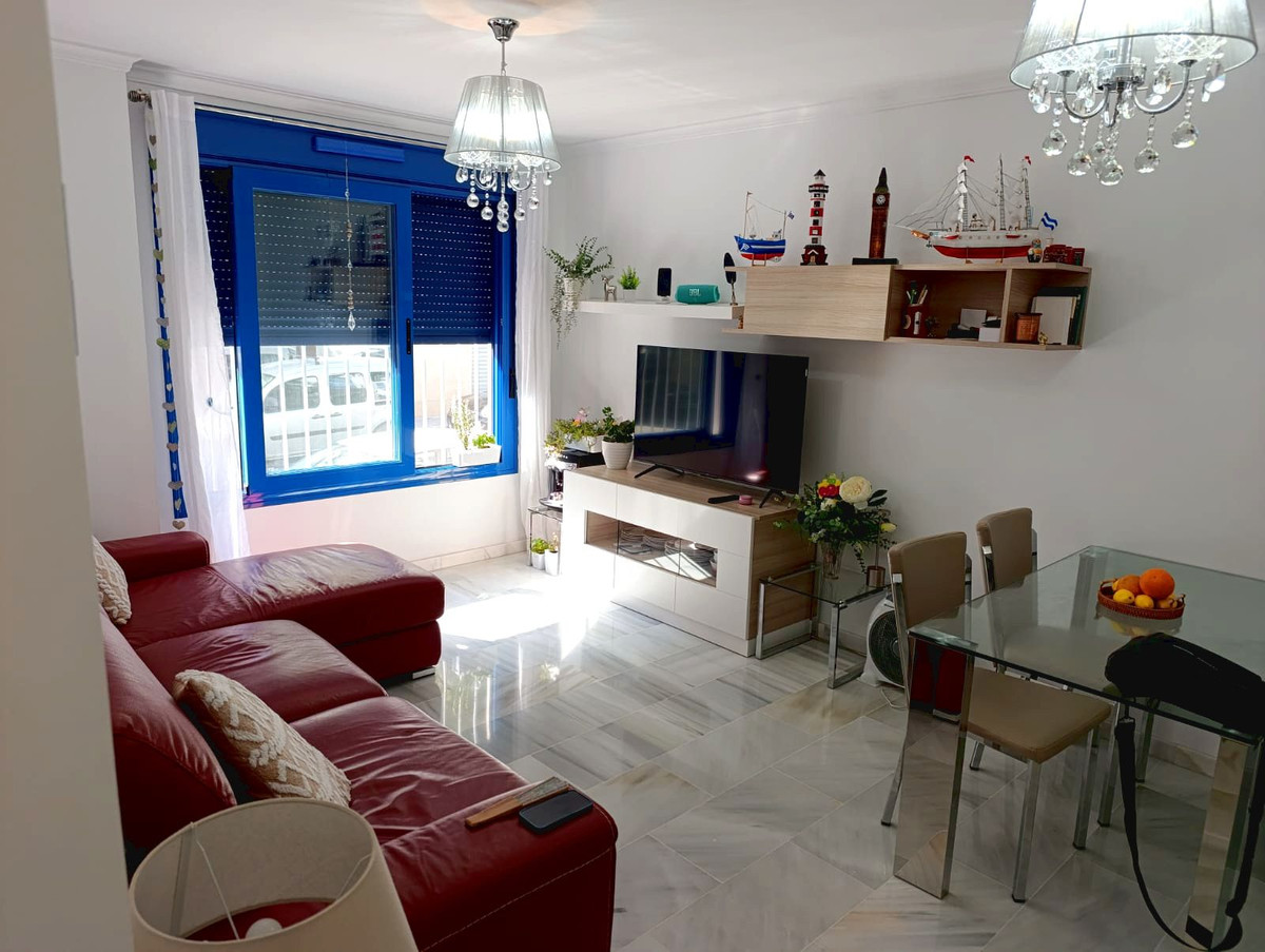 Appartement te koop in Los Boliches | 1 slaapkamers H5147944