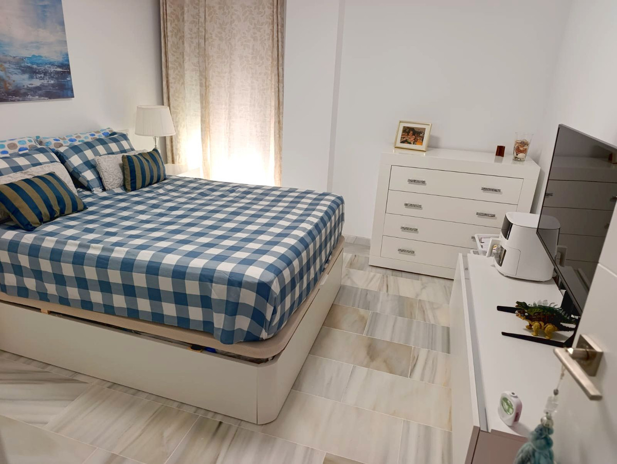 Appartement te koop in Los Boliches | 1 slaapkamers H5147944