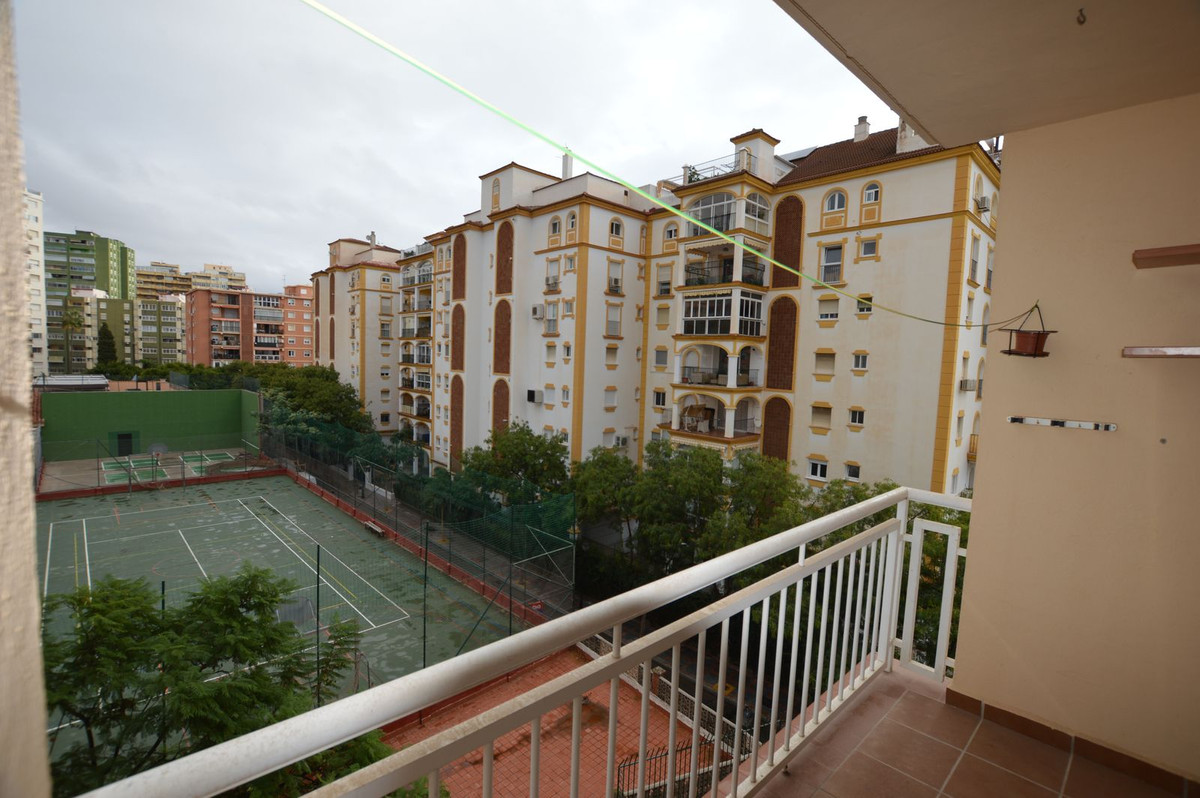 Appartement te koop in Los Boliches | 2 slaapkamers H5210272