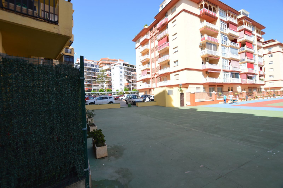 Appartement te koop in Los Boliches | 2 slaapkamers H5210272