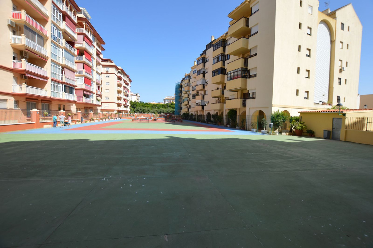 Appartement te koop in Los Boliches | 2 slaapkamers H5210272