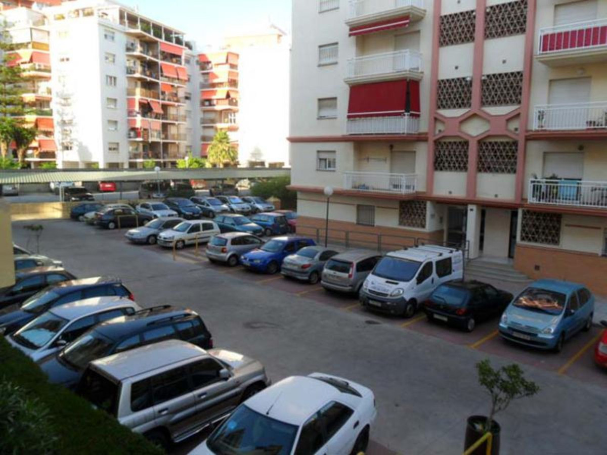 Appartement te koop in Los Boliches | 2 slaapkamers H5210272