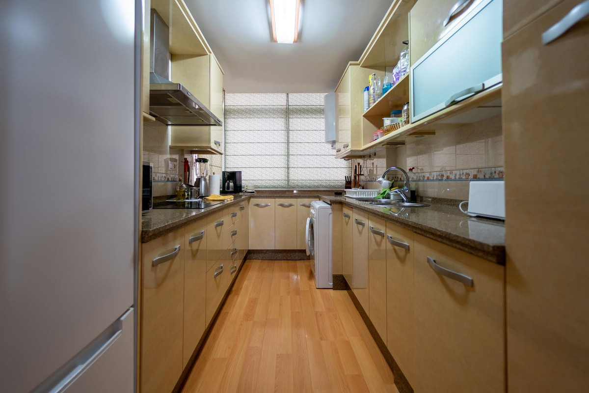 Appartement te koop in Los Boliches | 2 slaapkamers H5218201