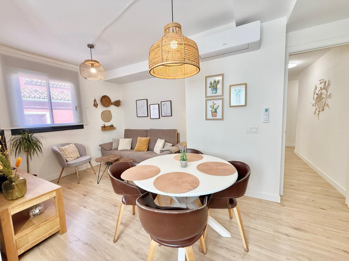 Appartement te koop in Los Boliches | 2 slaapkamers H5257948