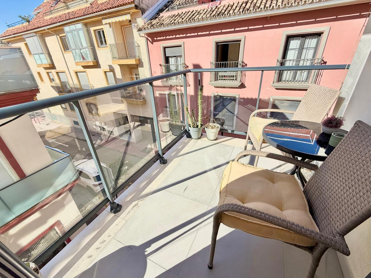 Appartement te koop in Los Boliches | 2 slaapkamers H5257948