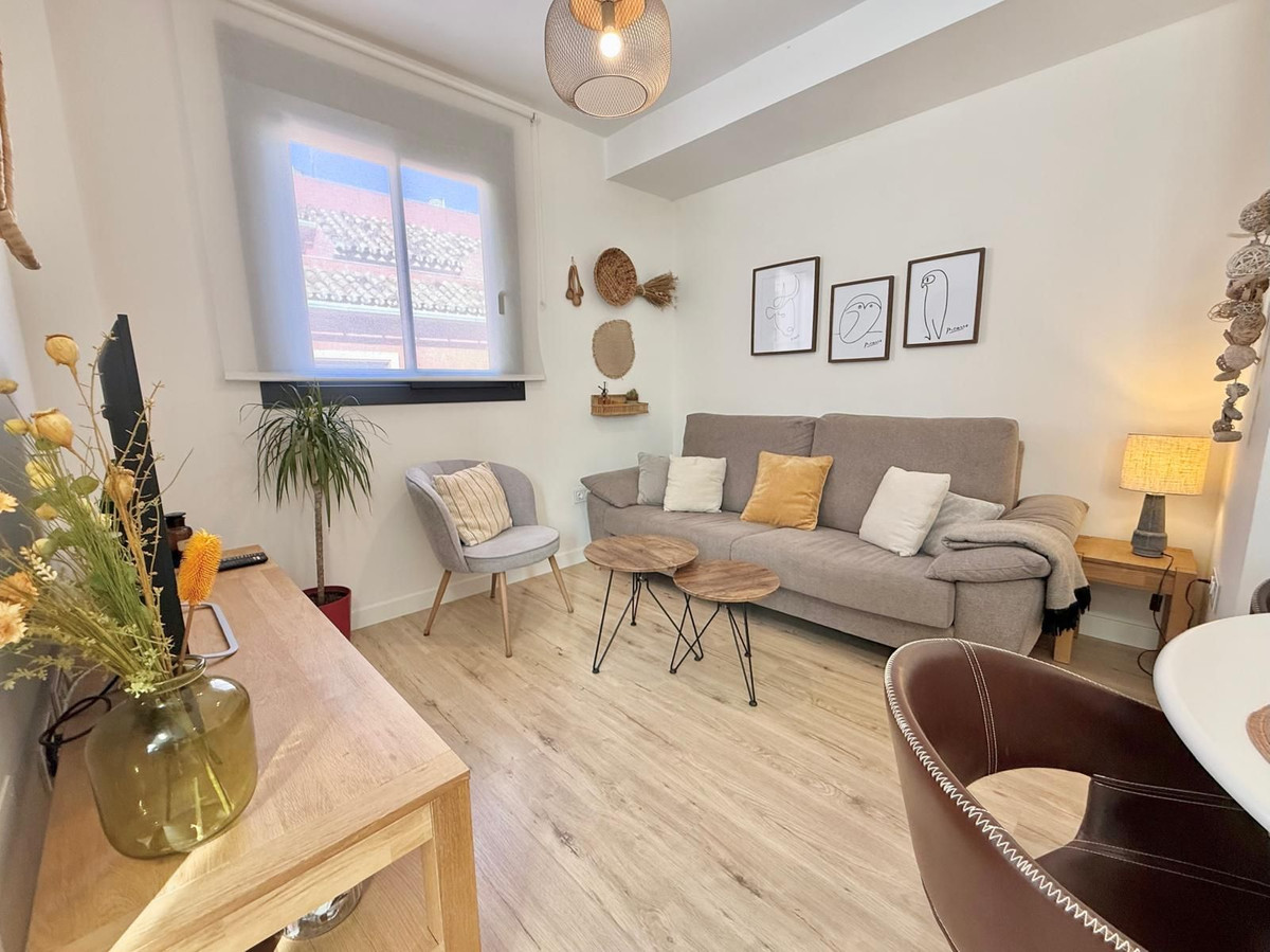 Appartement te koop in Los Boliches | 2 slaapkamers H5257948