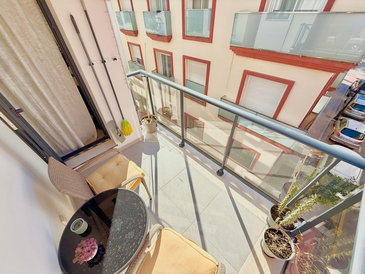 Appartement te koop in Los Boliches | 2 slaapkamers H5257948