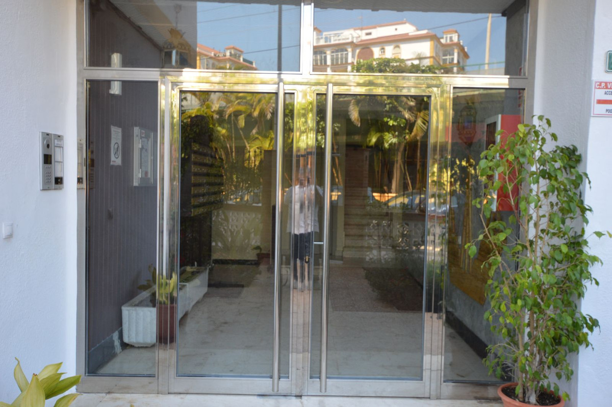 Appartement te koop in Los Boliches | 1 slaapkamers H5309827