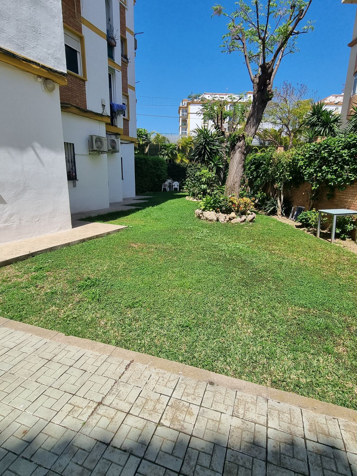 Appartement te koop in Los Boliches | 1 slaapkamers H5309827