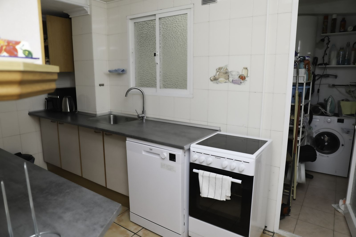 Appartement te koop in Los Boliches | 4 slaapkamers H5357638