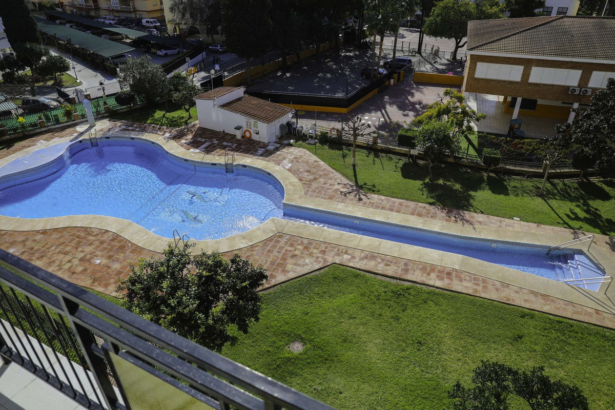 Appartement te koop in Los Boliches | 4 slaapkamers H5357638